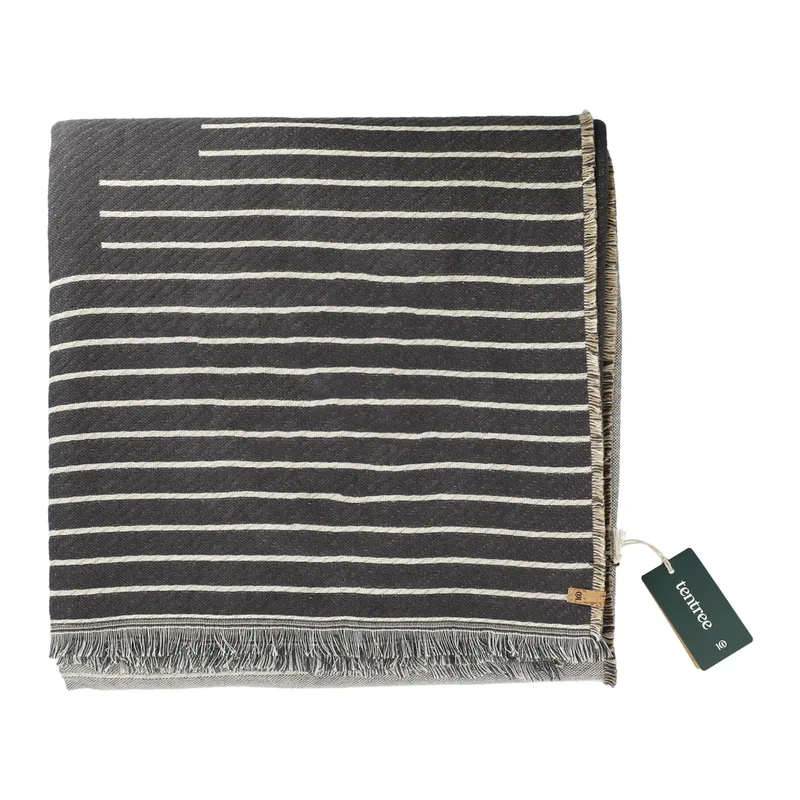 tentree Organic Cotton Peaks Woven Blanket view 2