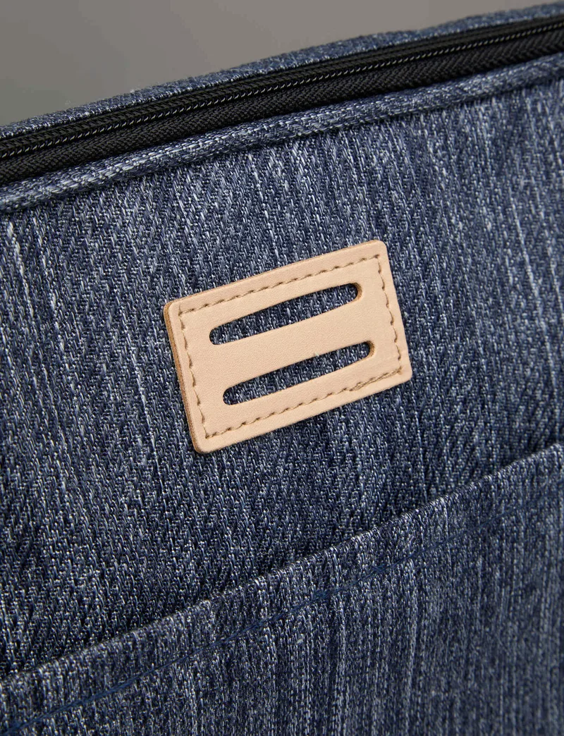 SM-8250HENYAngle-Left