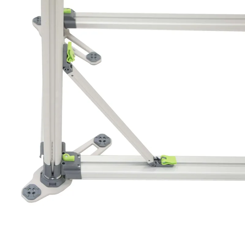 3' X 20" Triga Go Tower Hardware view 3