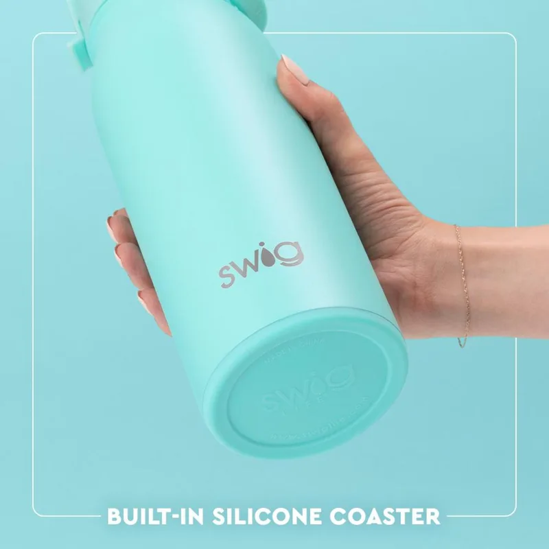 36 oz SWIG® Golf Flip & Sip Stainless Steel Insulated Water Bottle view 5