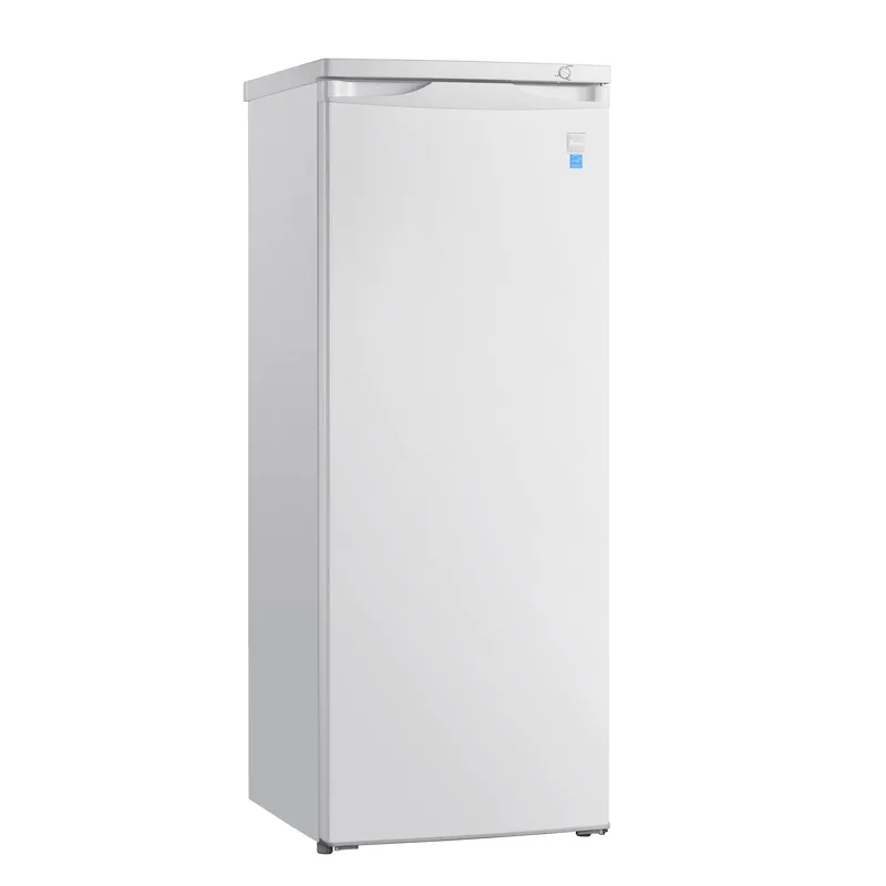Legacy Avanti - 5.8 Cu. Ft. Vertical Freezer - White