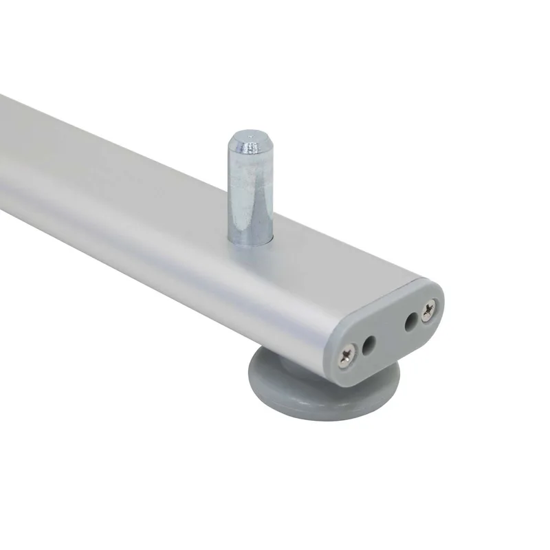 Plaza Retractor Hardware view 5