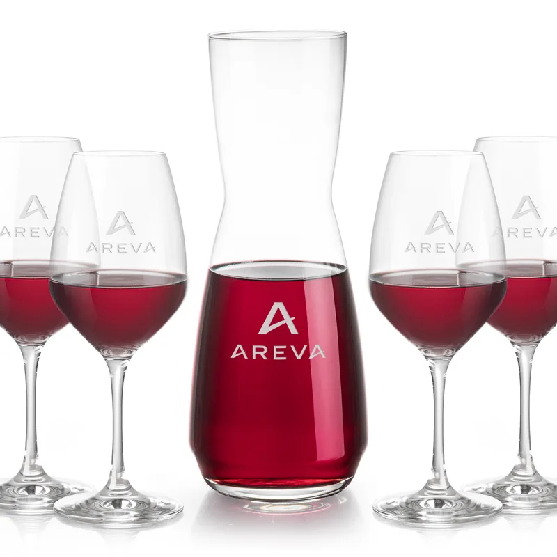 Carafe & 4 Wine