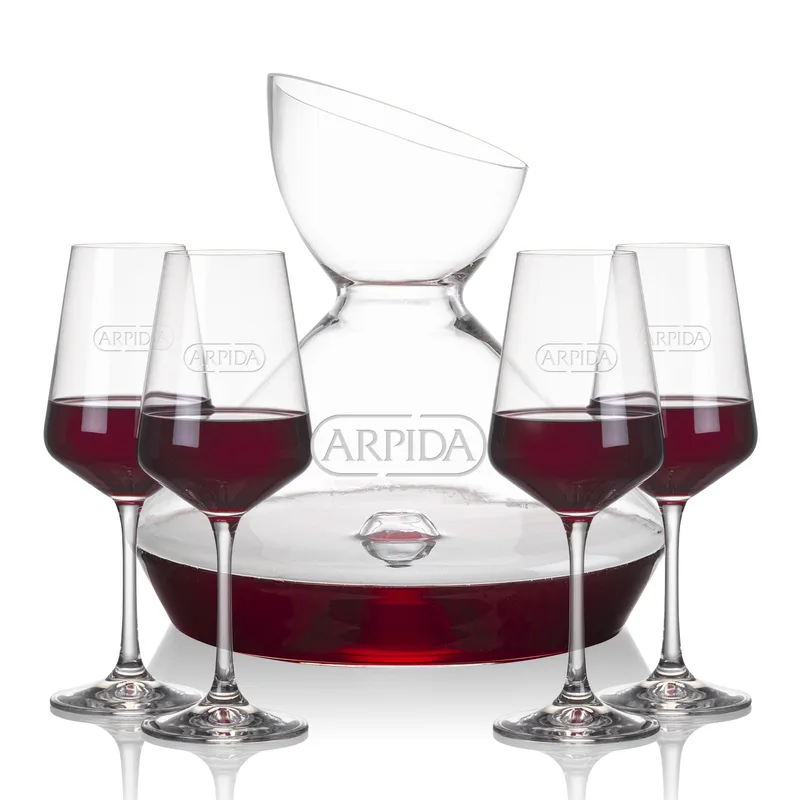 Carafe & 4 Wine