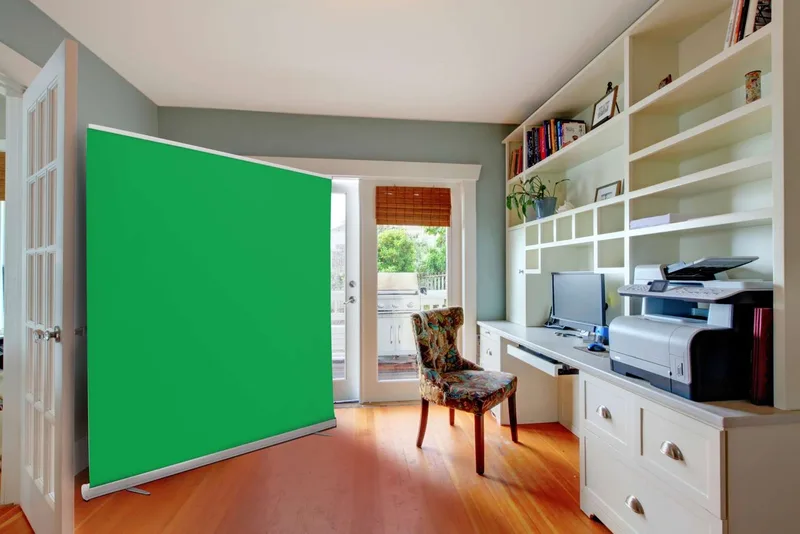 8' Retractor Green Screen Kit view 4