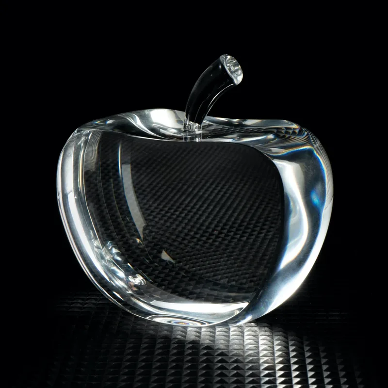 Rylan Apple view 4