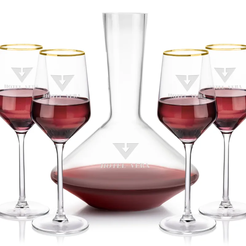 Carafe & 4 Wine