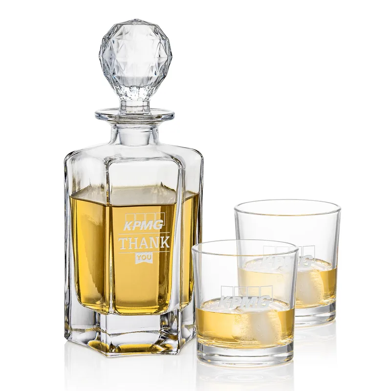 Govenor Decanter & Set