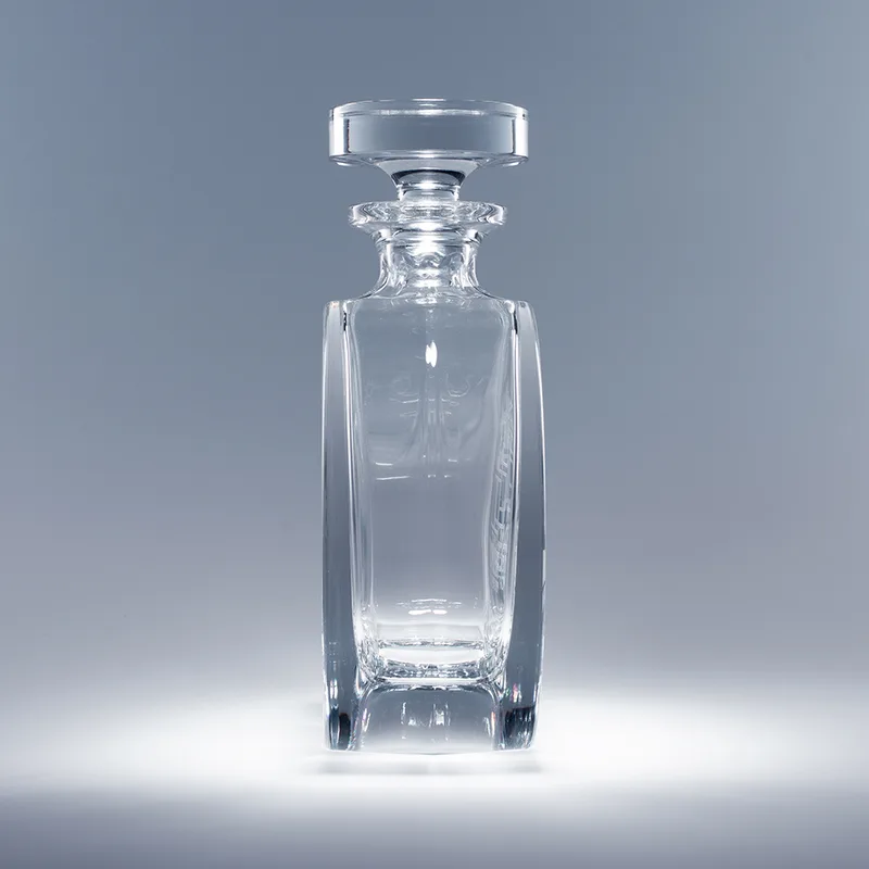 1724-laureate-decanter-side-large